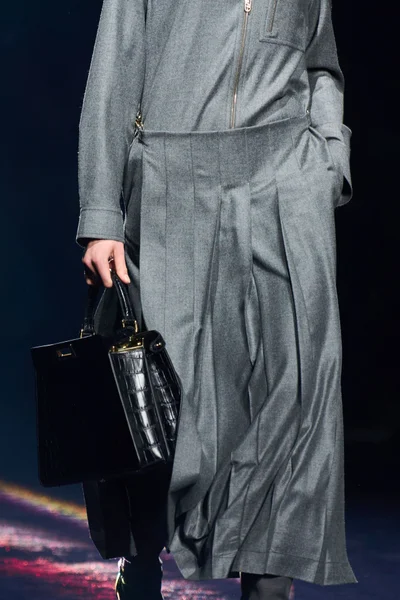 Look 29